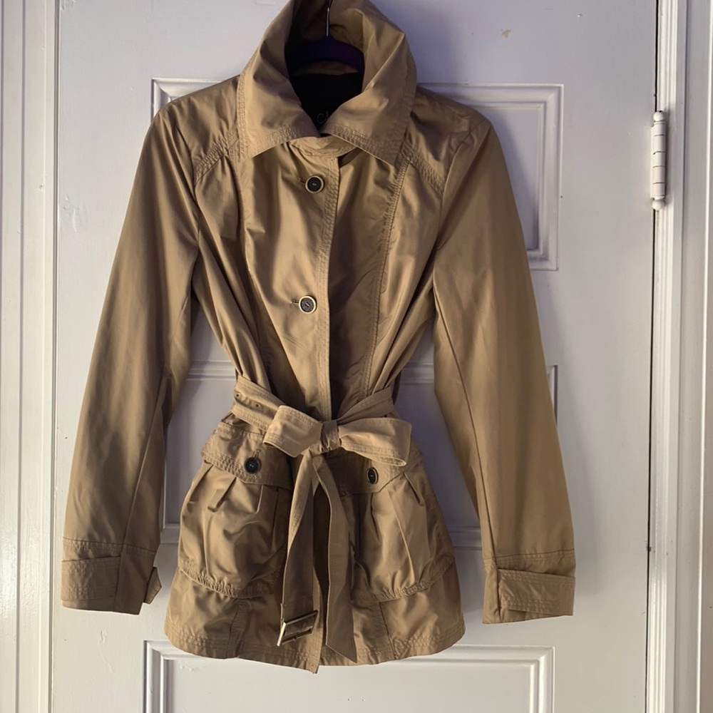 ❤️‍🔥COLE HAAN Trench Coat, tan, short classic, preppy, elegant coat, size 8